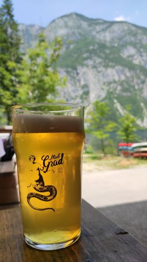 A Mali Grad söre a Bohinji-tónál